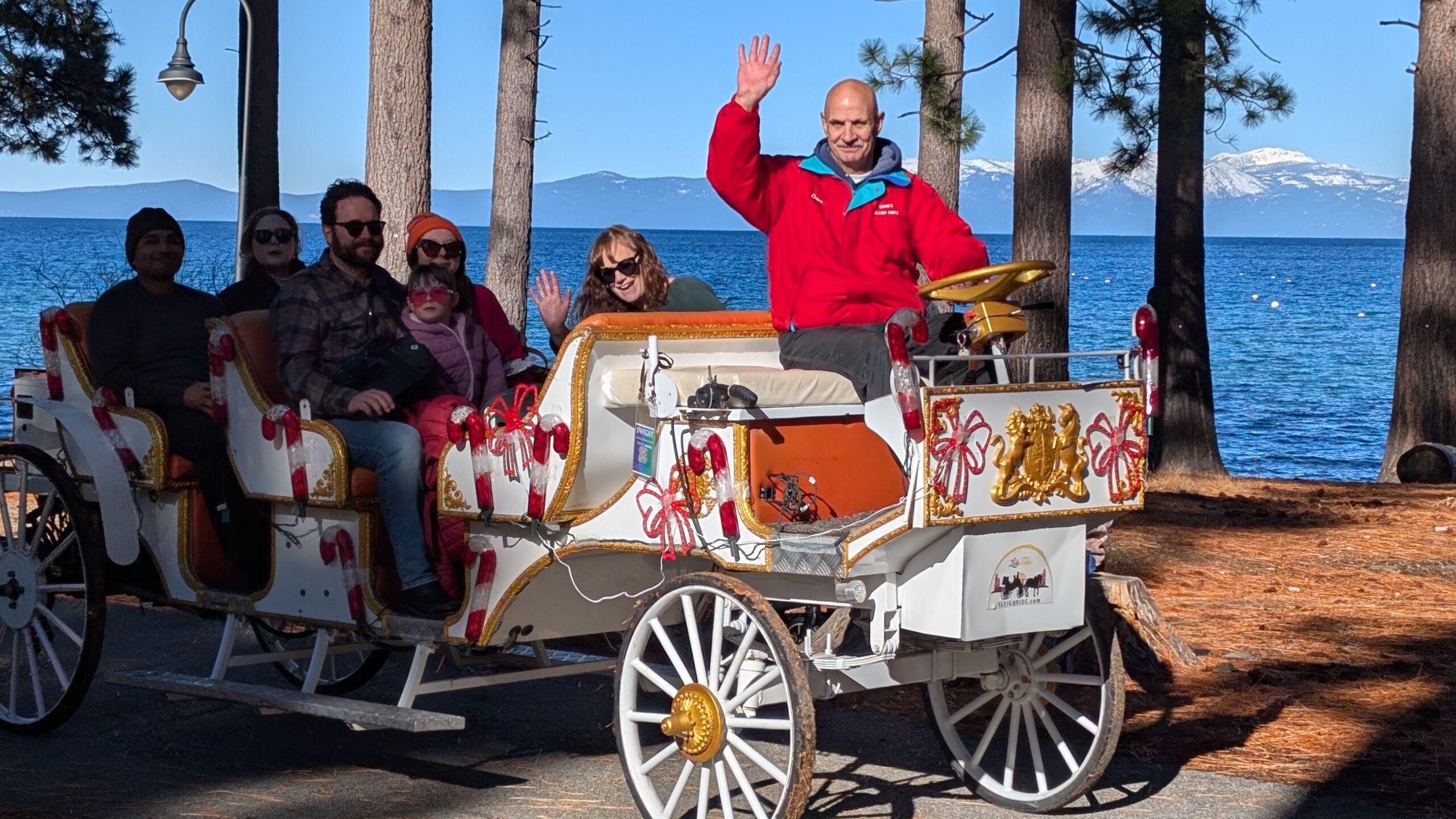 PXL 20251122 211015385